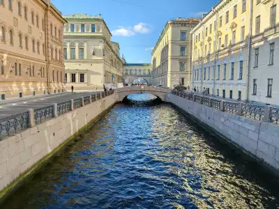 Авторская пешеходная экскурсия "Легендарные мосты Петербурга глазами проектировщика. Часть I"